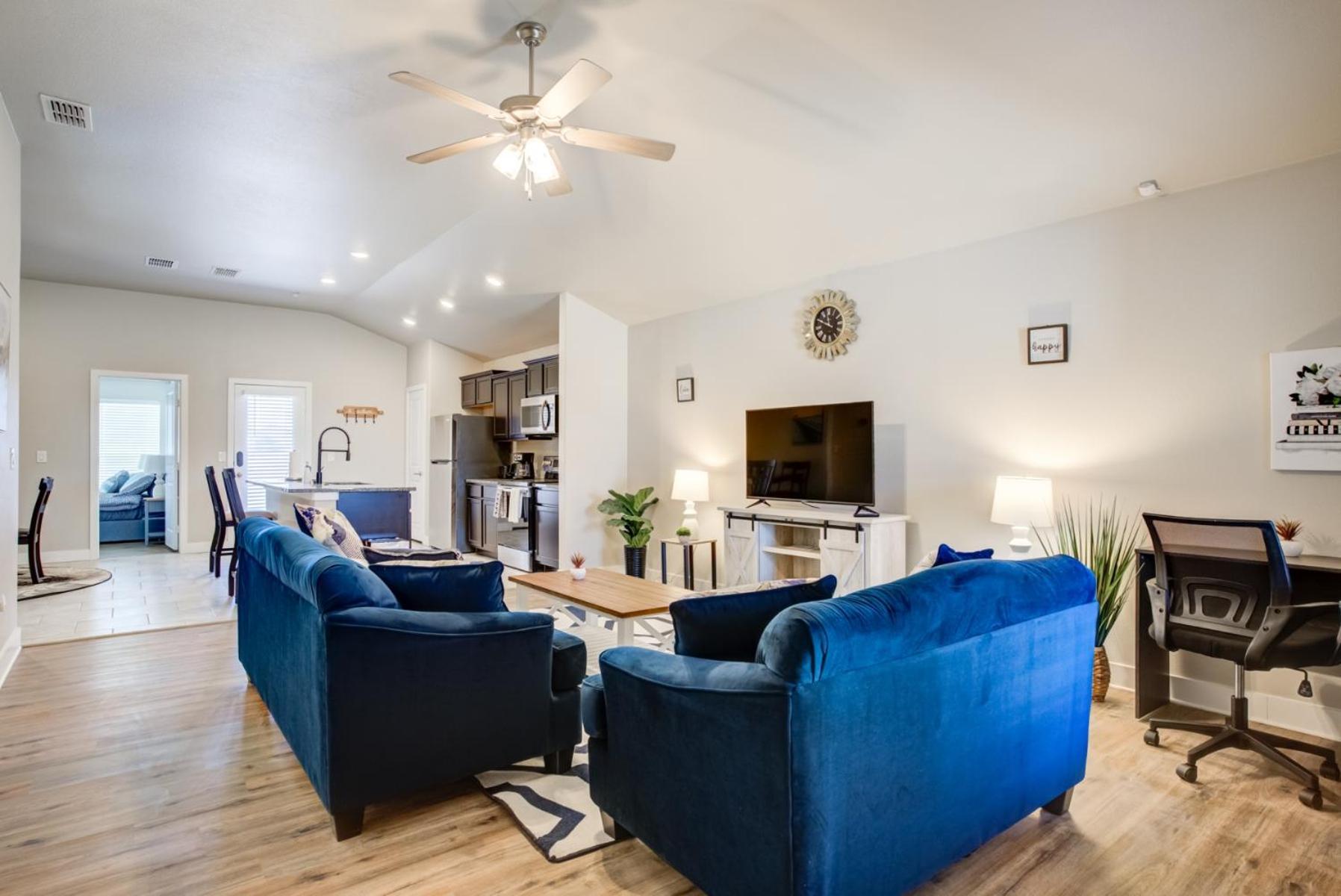 Milano Lodge - Cozy Retreat Lubbock Bagian luar foto
