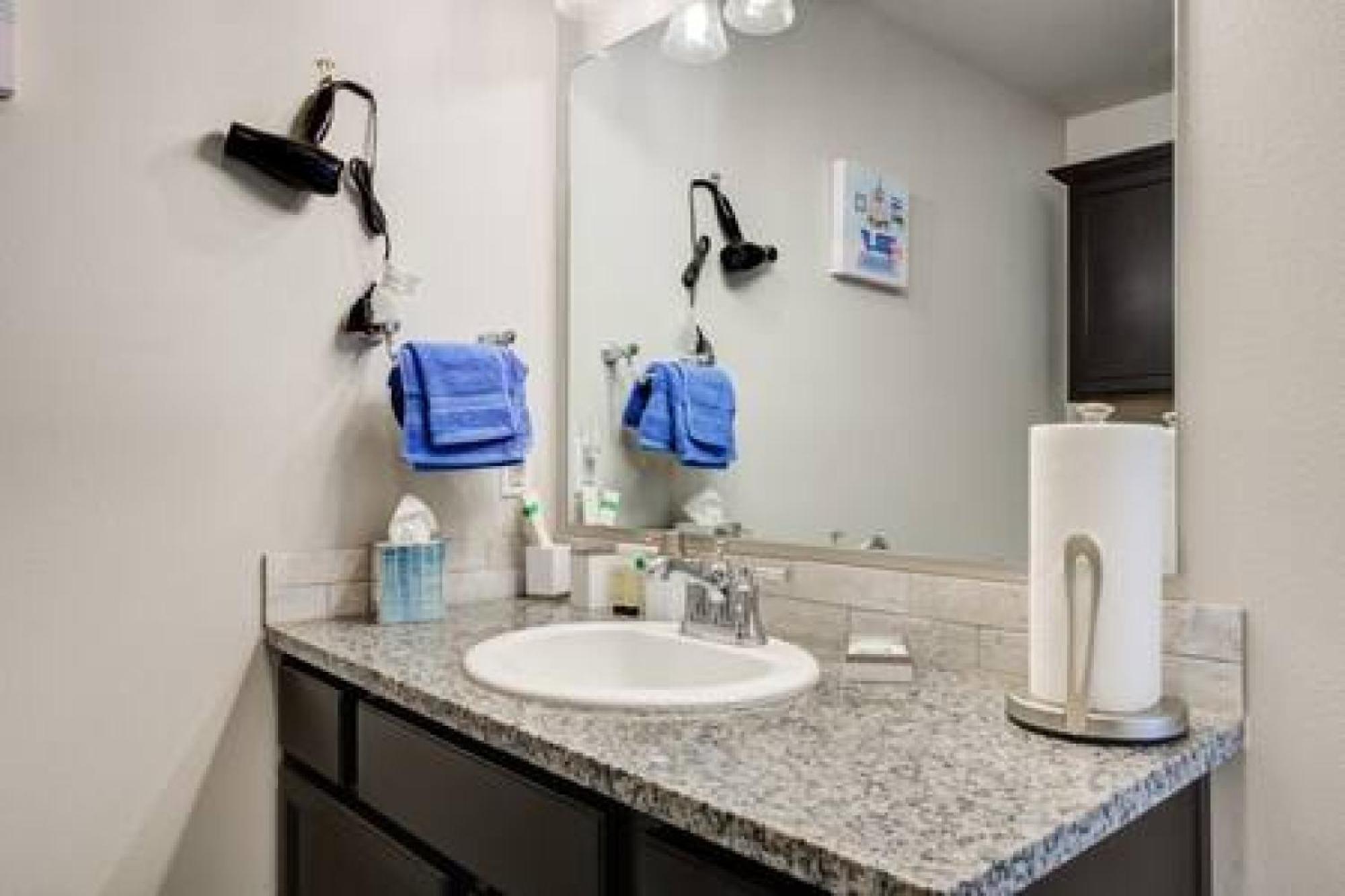 Milano Lodge - Cozy Retreat Lubbock Bagian luar foto