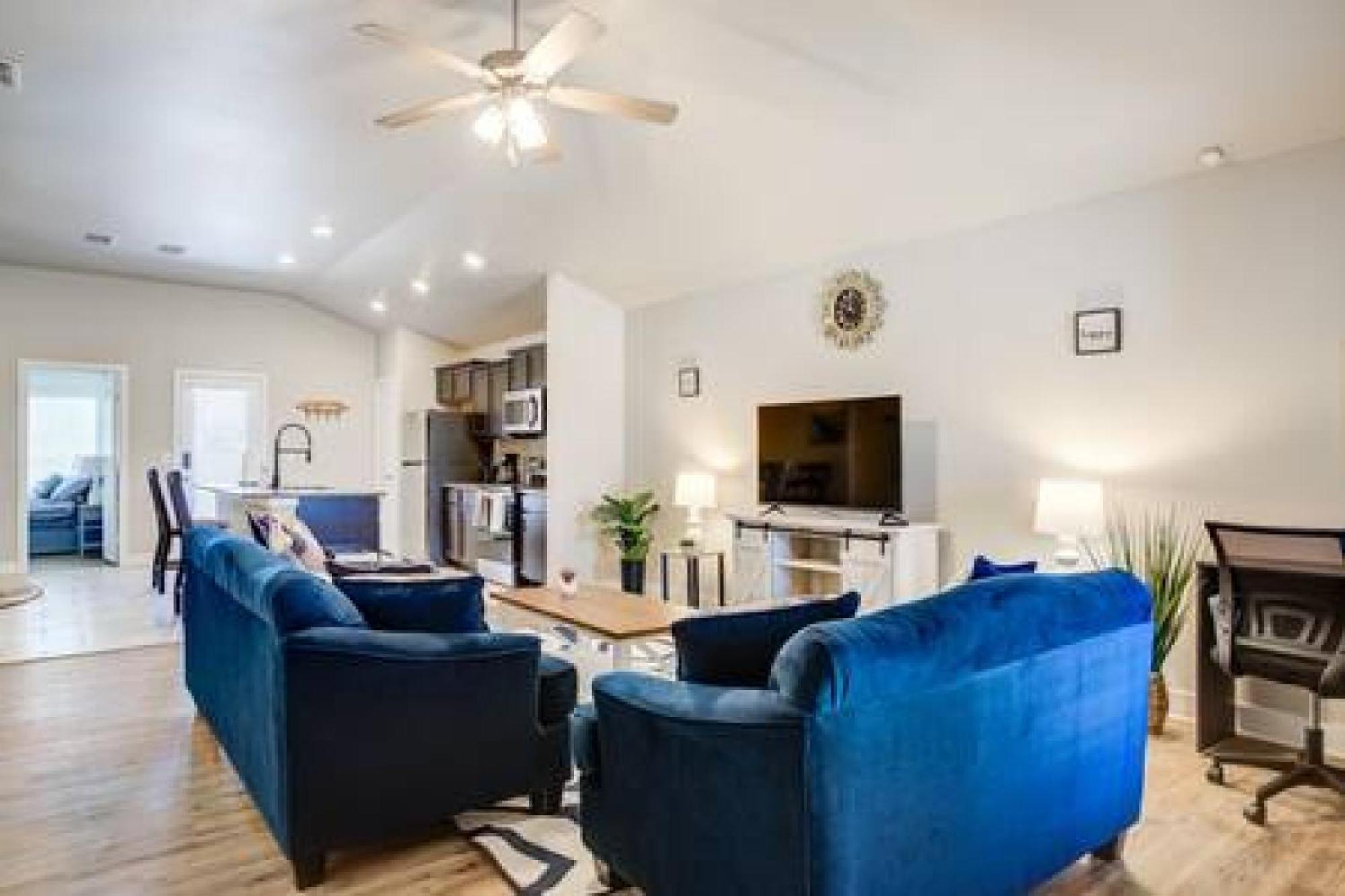 Milano Lodge - Cozy Retreat Lubbock Bagian luar foto